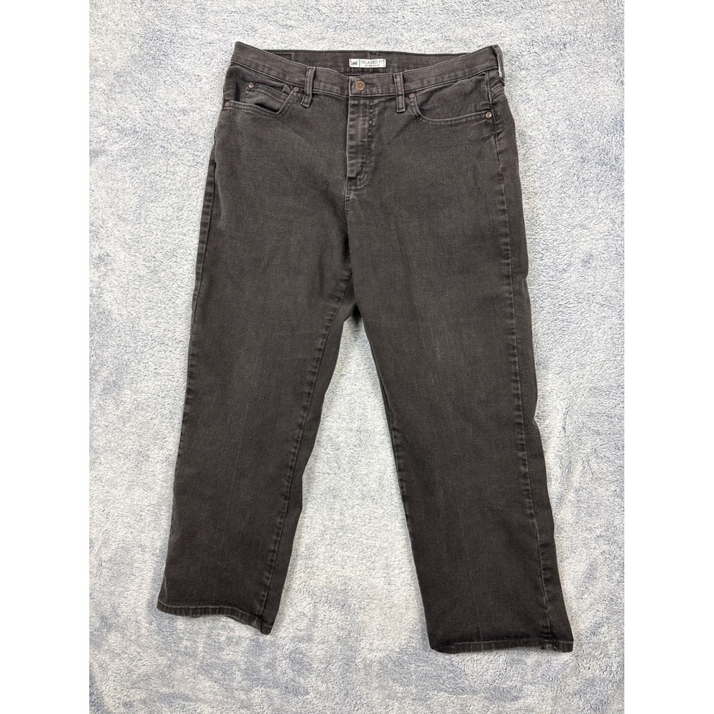 Lee Womens 14 Petite Black Jeans Relaxed Fit at the Waist Straight Leg 305180D